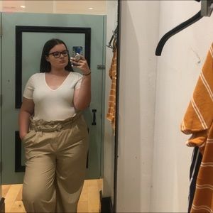 Meet your Posher, Noelle